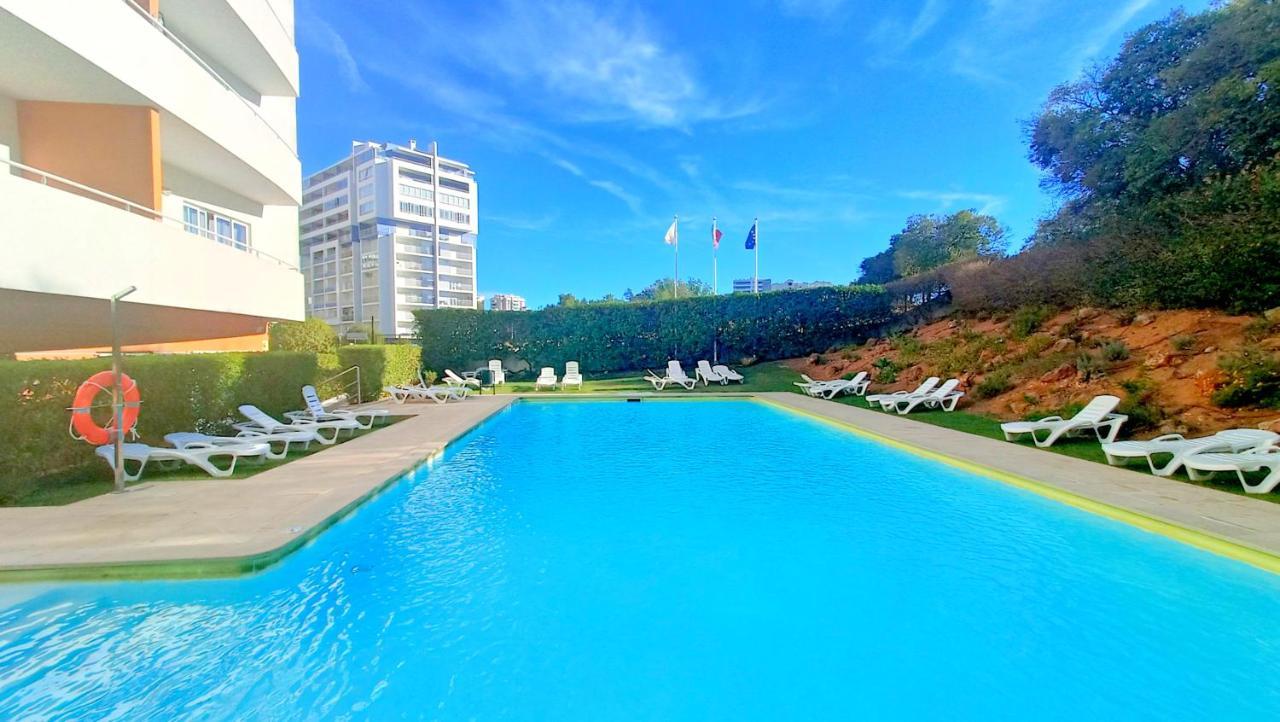 Flamingo View - Pool + Wifi + Ac Lejlighed Portimão Eksteriør billede
